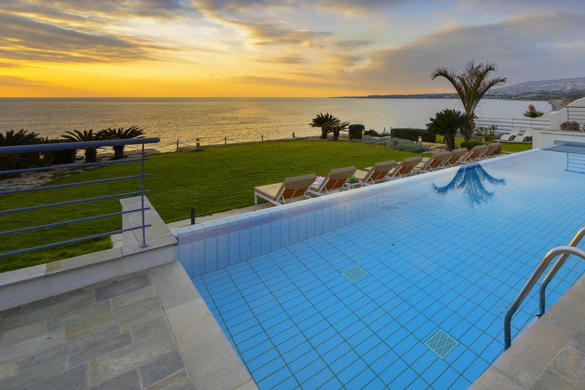 Blue Coral Beach Villas Three Exclusive Villas - Poseidon - Nautilus - Oceanos - And - Baby Coral Bungalow Coral Bay Bagian luar foto